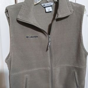 Columbia Vest